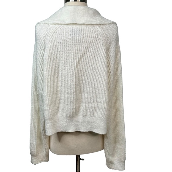 BDG Lexi Henley Fuzzy Crop Sweater M - Picture 10 of 16